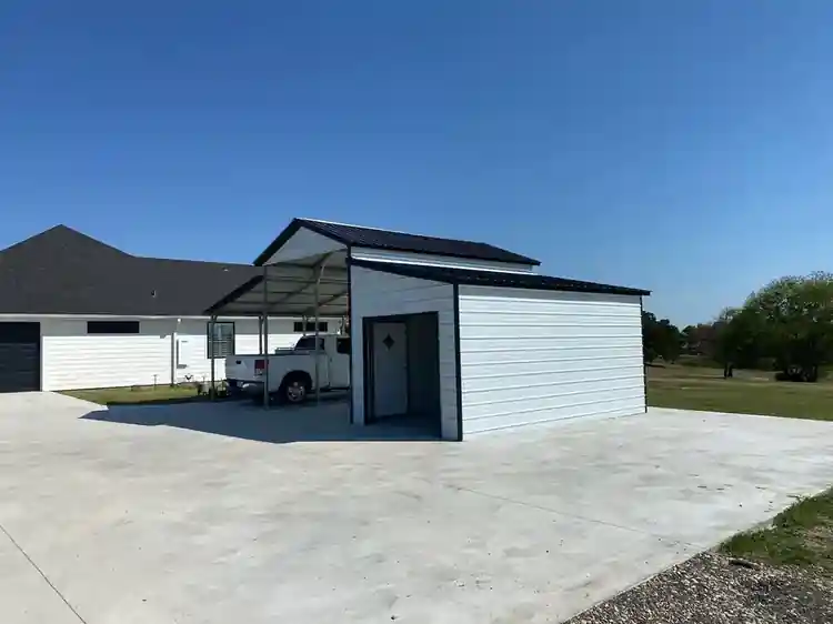 Custom steel barn structure
